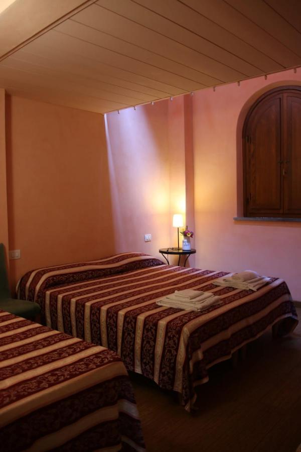 Casa Gaia Guest House Lucca Exterior photo